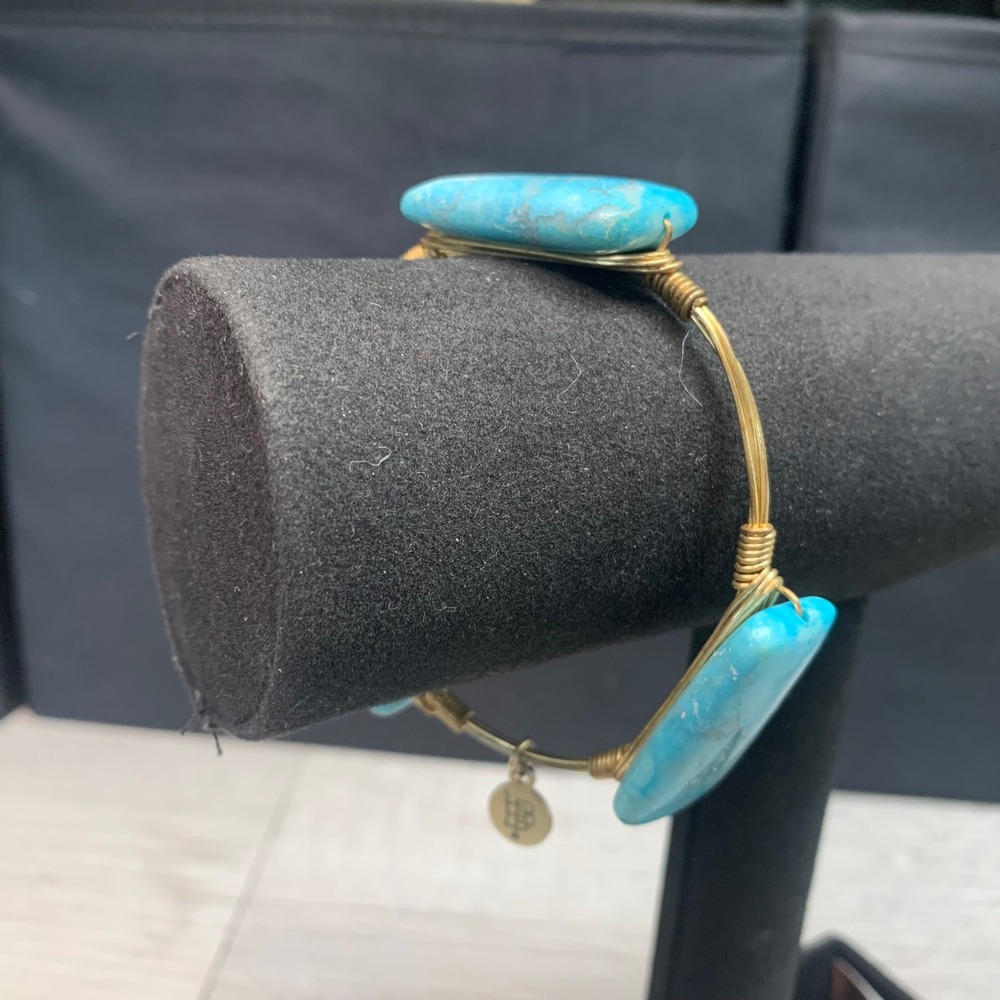 Bourbon and Boweties Turquoise Stone Gold Wire Wrapped Bangle Bracelet 7.5in